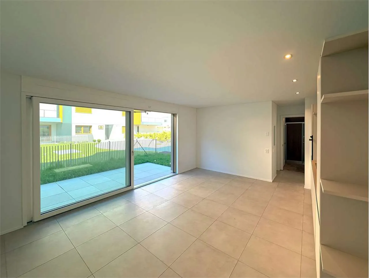 Lumino - Exclusive 2.5-room apartment with private garden