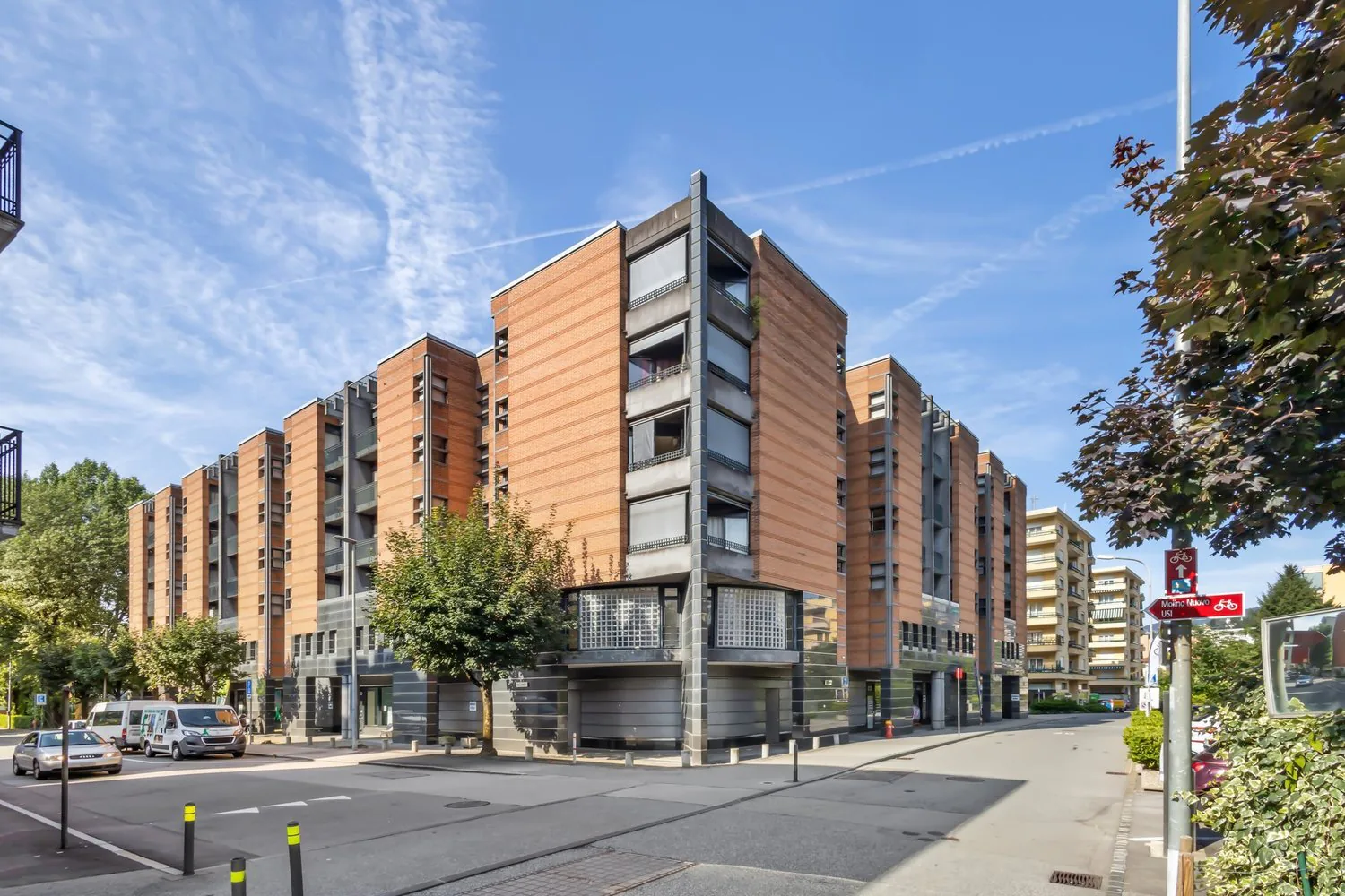 Renting a charming 2.5-room apartment in a strategic area