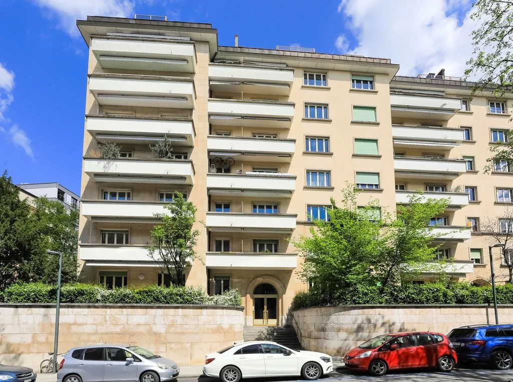 Appartement im Dachgeschoss 6 ½ Zimmer, 1207 Genf