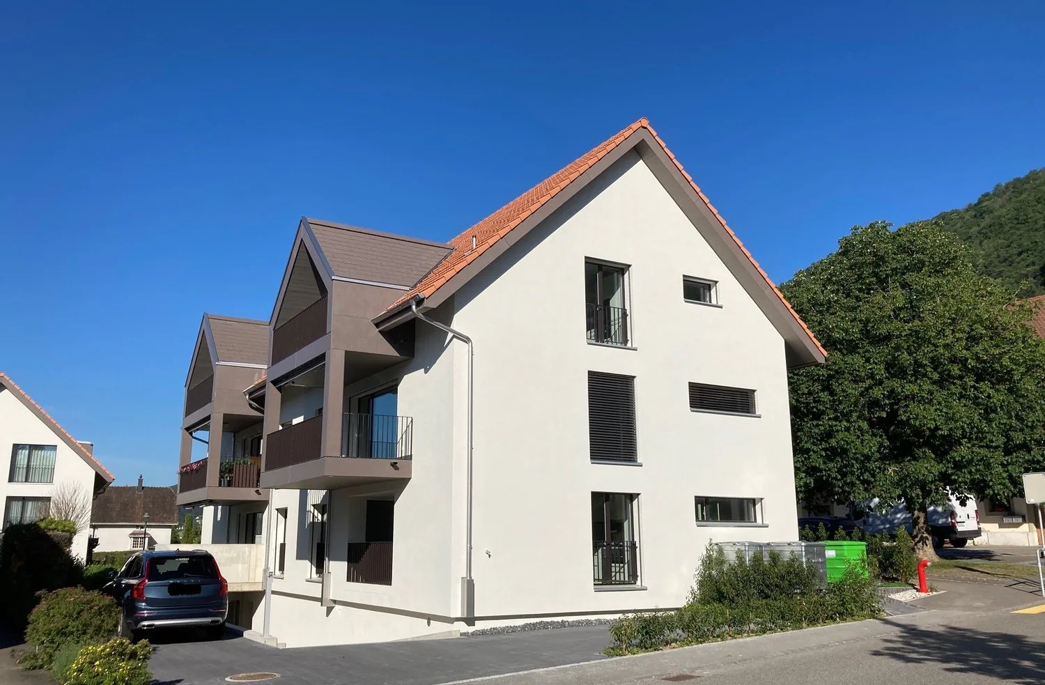 Living in a quiet, idyllic location in the heart of Egerkingen village