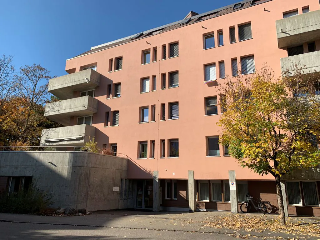 Hallenplatz Nr. 1