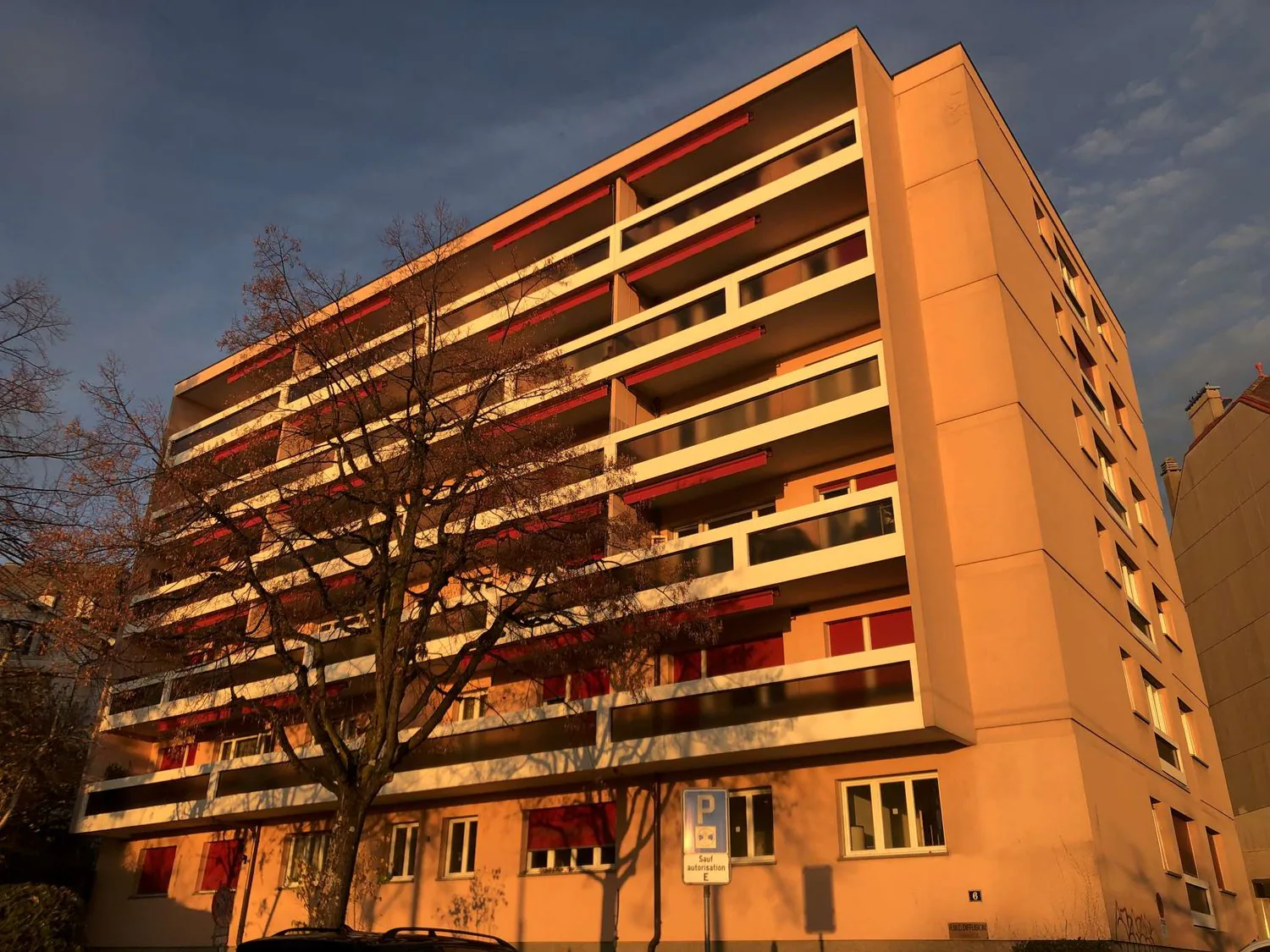 Commercial premises on the ground floor