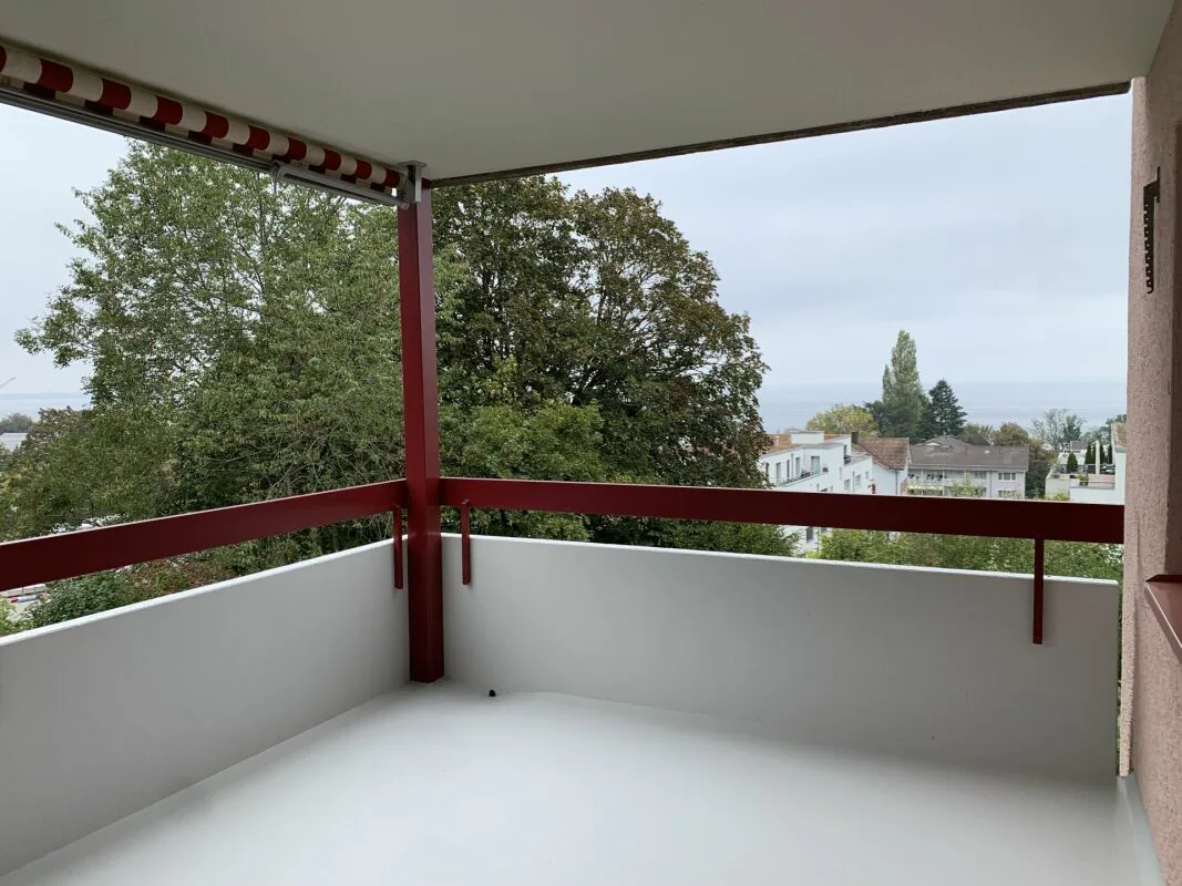 Appartement lumineux et spacieux de 4 1/2 pièces avec vue sur le lac