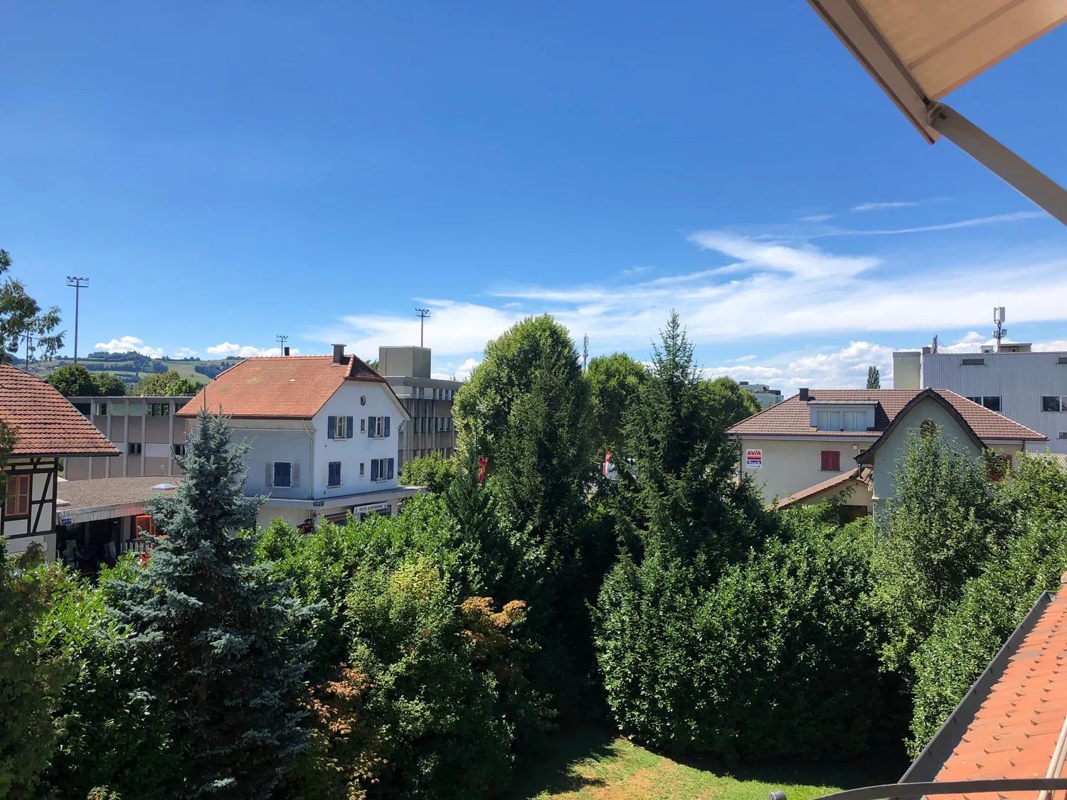 Appartement lumineux 2.5 pièces avec petit balcon