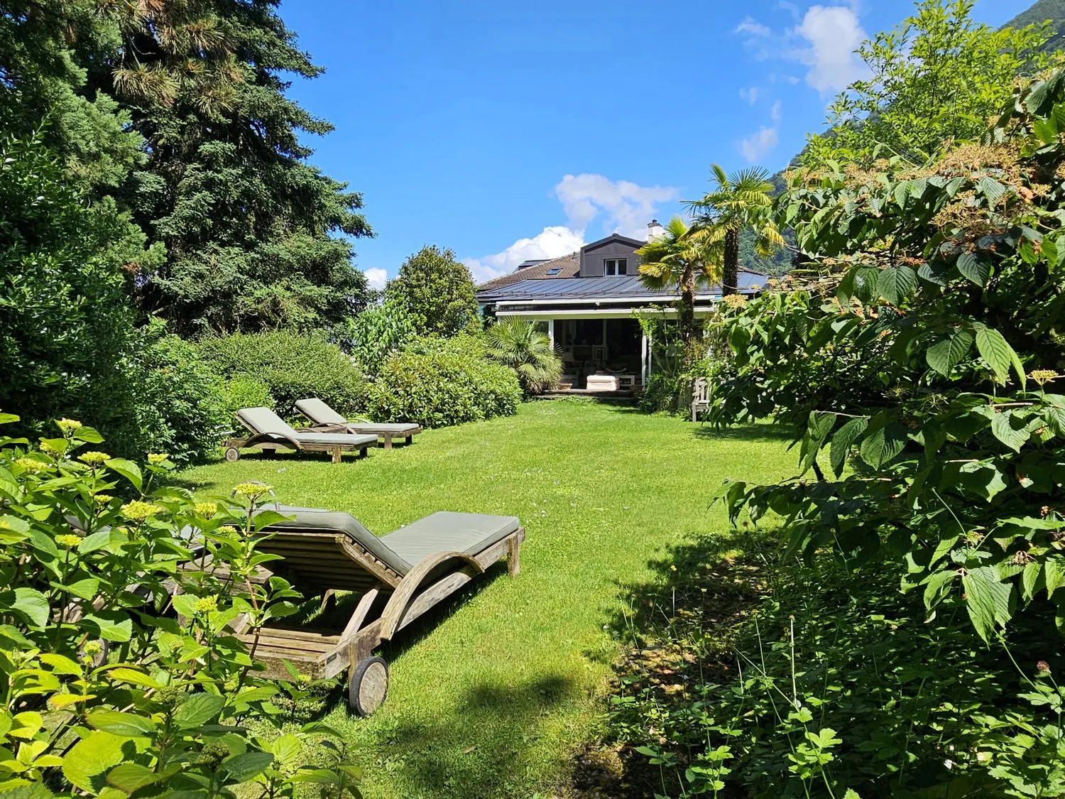 Beautiful semi-detached house with unique character, in PPE