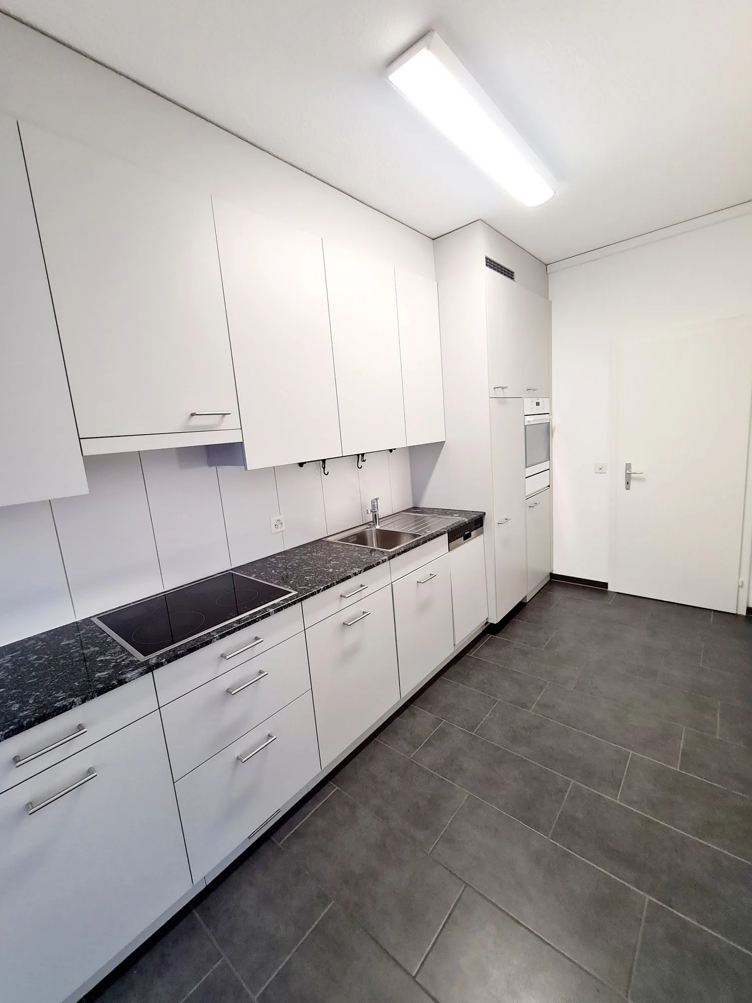Moderne 2.5 Zimmerwohnung an Zentralerlage