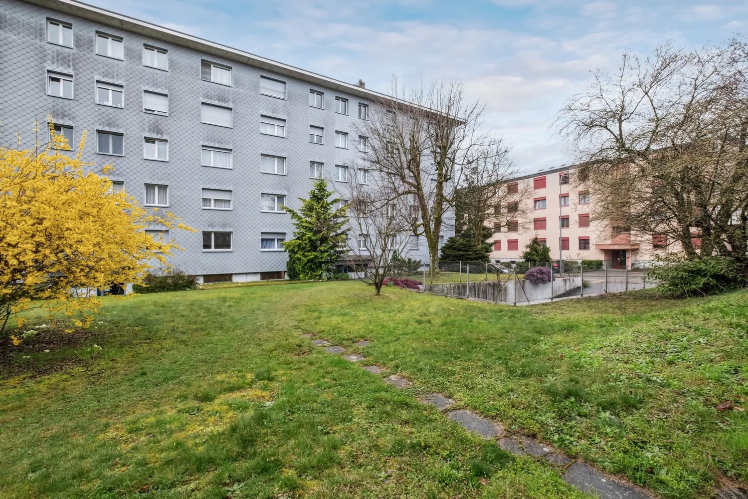 2 bedroom apartment