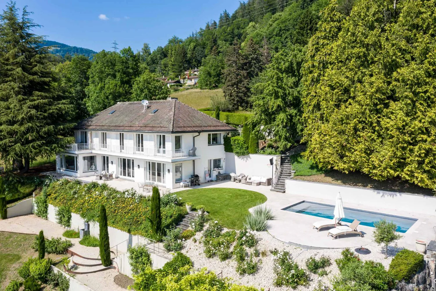 Modern property with pool and panoramic view