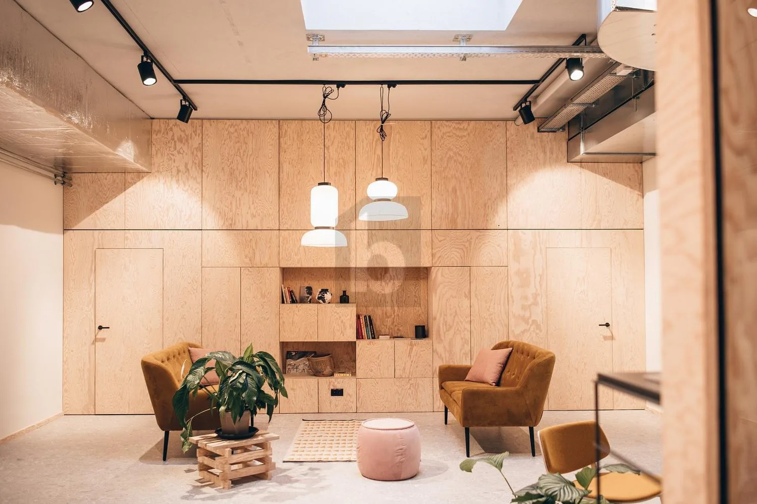 Private furnished office in coworking space