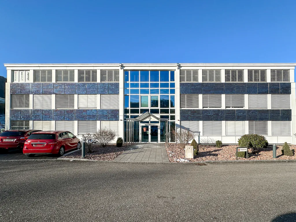 Spacious storage space in Arisdorf