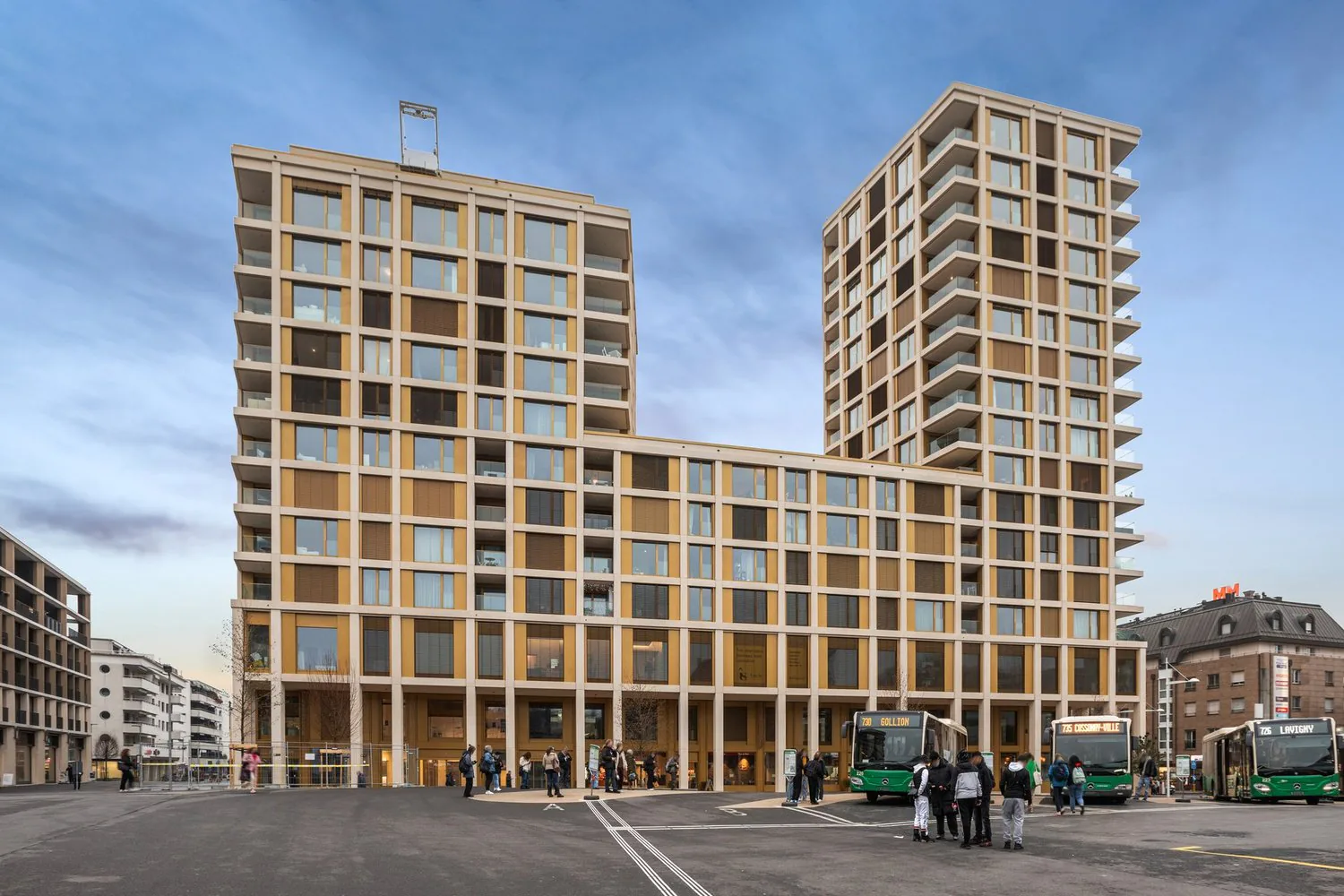 Settle in the heart of Morges' new commercial dynamic