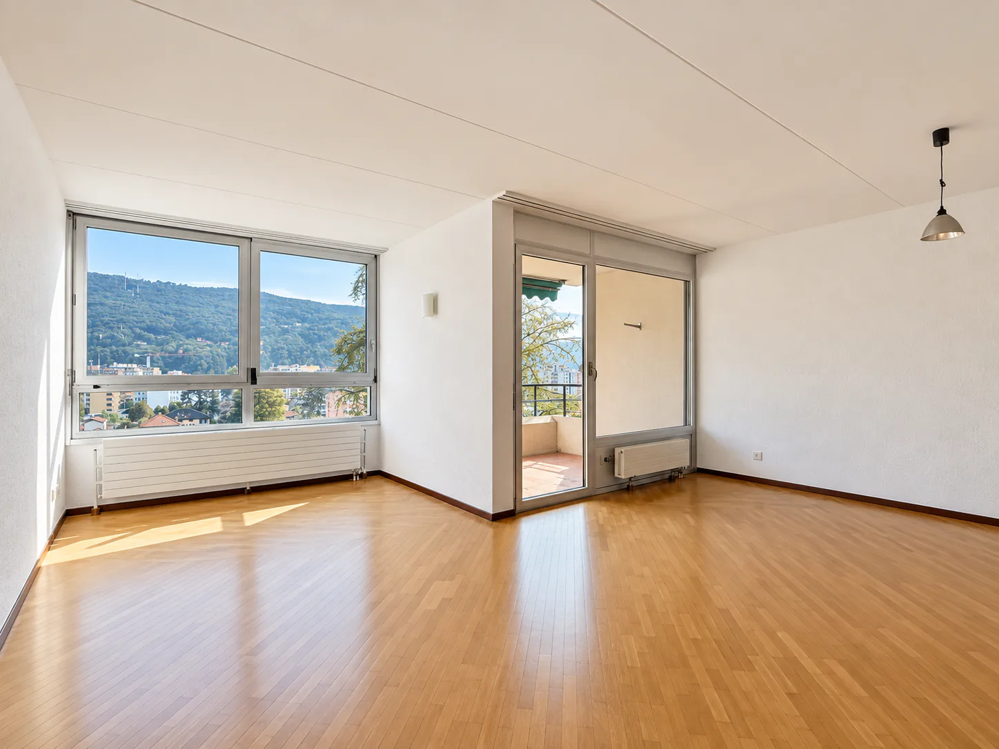 Vacallo: Hellwohnung mit 2 Zimmern und dominierendem Blick zu vermieten