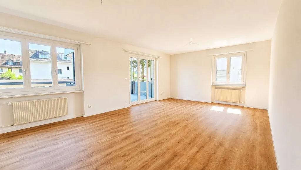 Grosszügige 3.5-Zimmer-Wohnung mit grossen, gedecktem Balkon