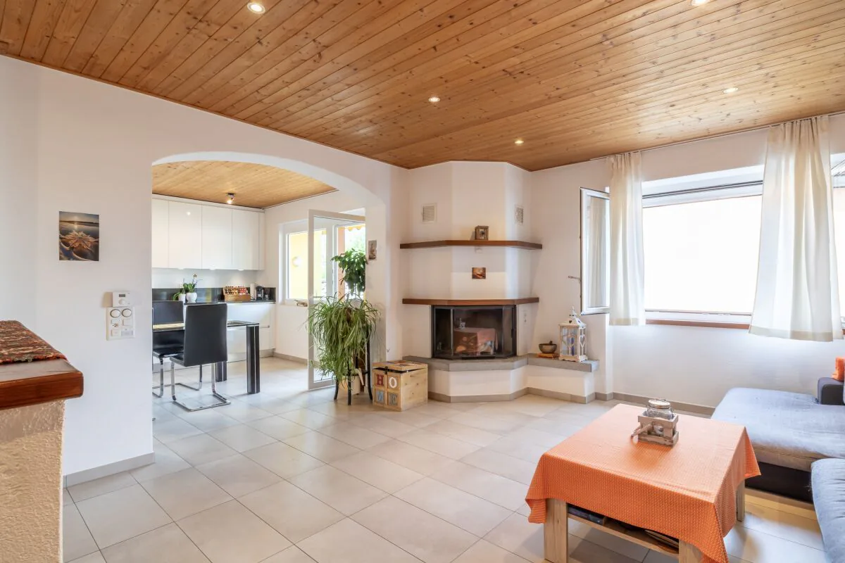 CUGNASCO - Multi-family house with large living areas