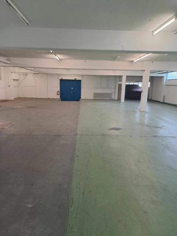 Grosse Lagerfläche (413 m²) im Westen von St. Gallen