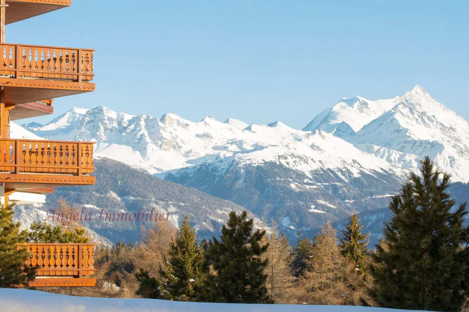 Atemberaubende 3-Zimmer-Wohnung im Zentrum von Crans-Montana mit SPA-Einrichtungen