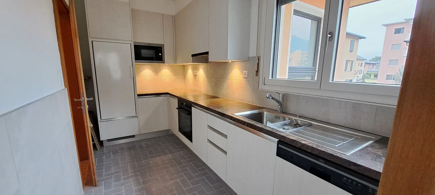 Wohnung 4.5 Zimmer in Bellinzona – Geräumig, hell und sofort verfügbar