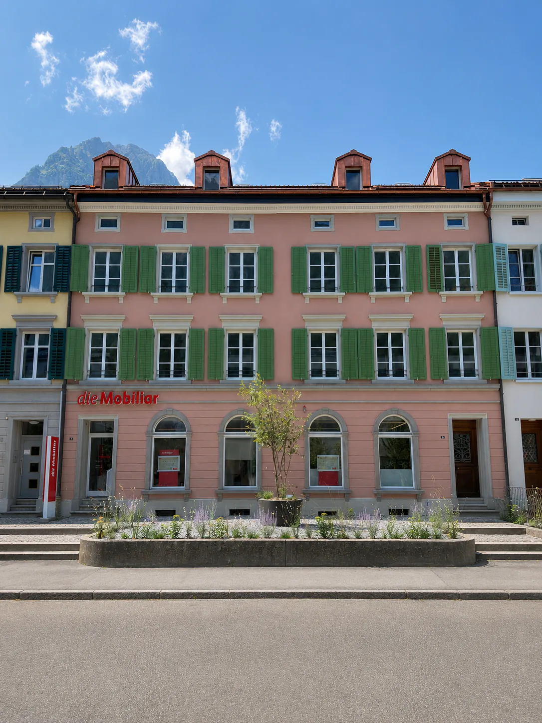 Exclusive 4.5-room maisonette apartment with terrace