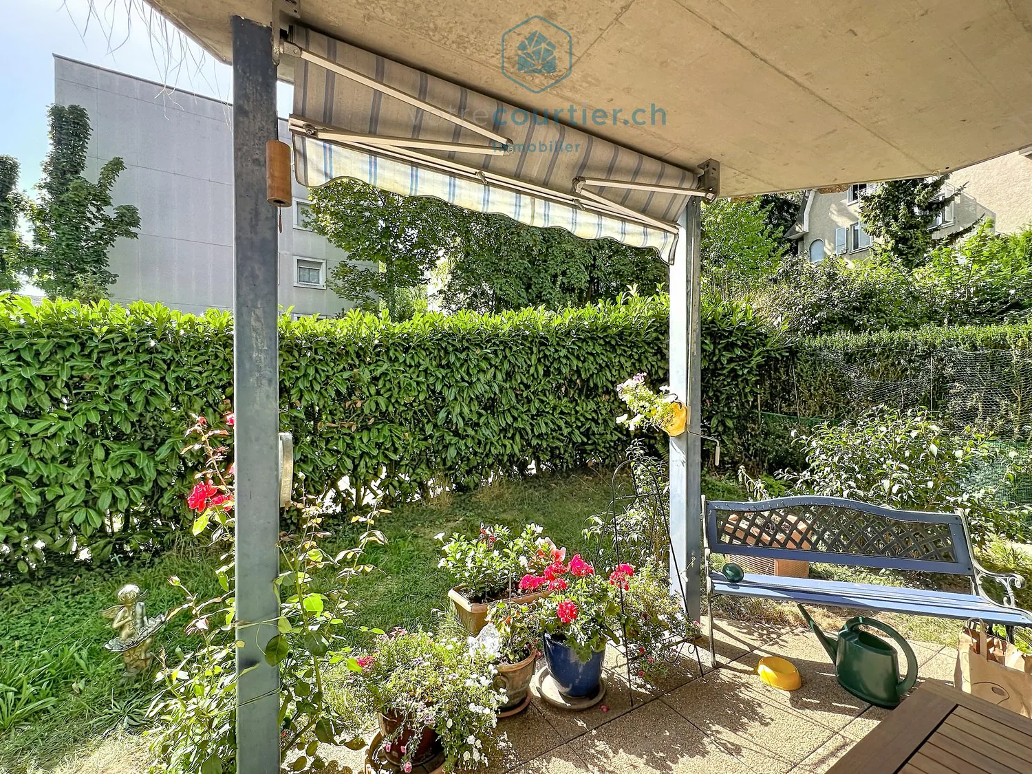 Appartement, Terrasse und Garten, ruhig in der Stadt, nahe HFR und Bahnhof