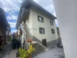 Charming 3.5 rooms in the heart of Eischoll