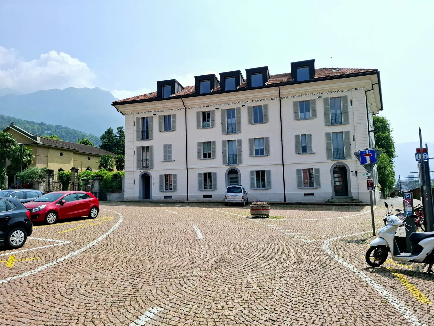 Appartement urbain moderne à Bellinzona, TI