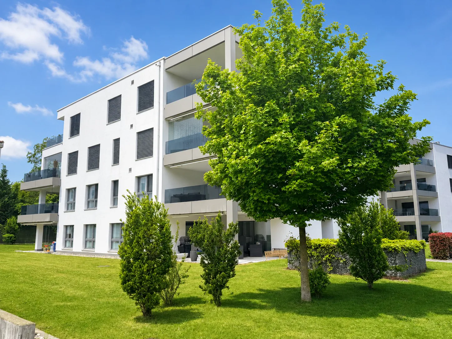 Appartamento esclusivo di 2,5 locali con grande area di balcone di 36,5 m2