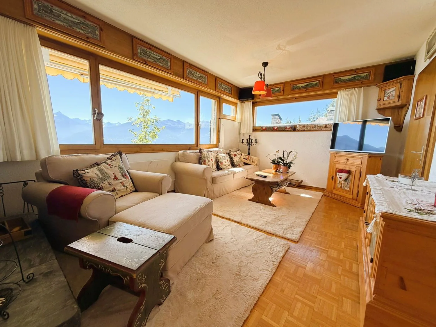 Meraviglioso duplex di 4.5 locali - Spazioso e luminoso - Posizione molto calma - Vista superba - Ben situato
