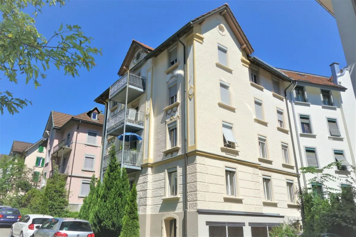 Charming attic apartment directly next to the University of St. Gallen (HSG)