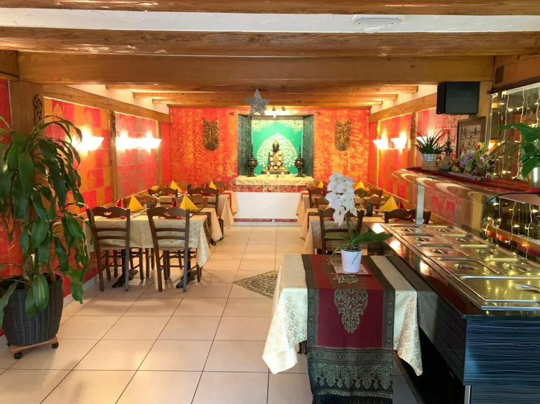 Asia Restaurant (bis 100 Sitzplätze) mit grosser Stammkundschaft