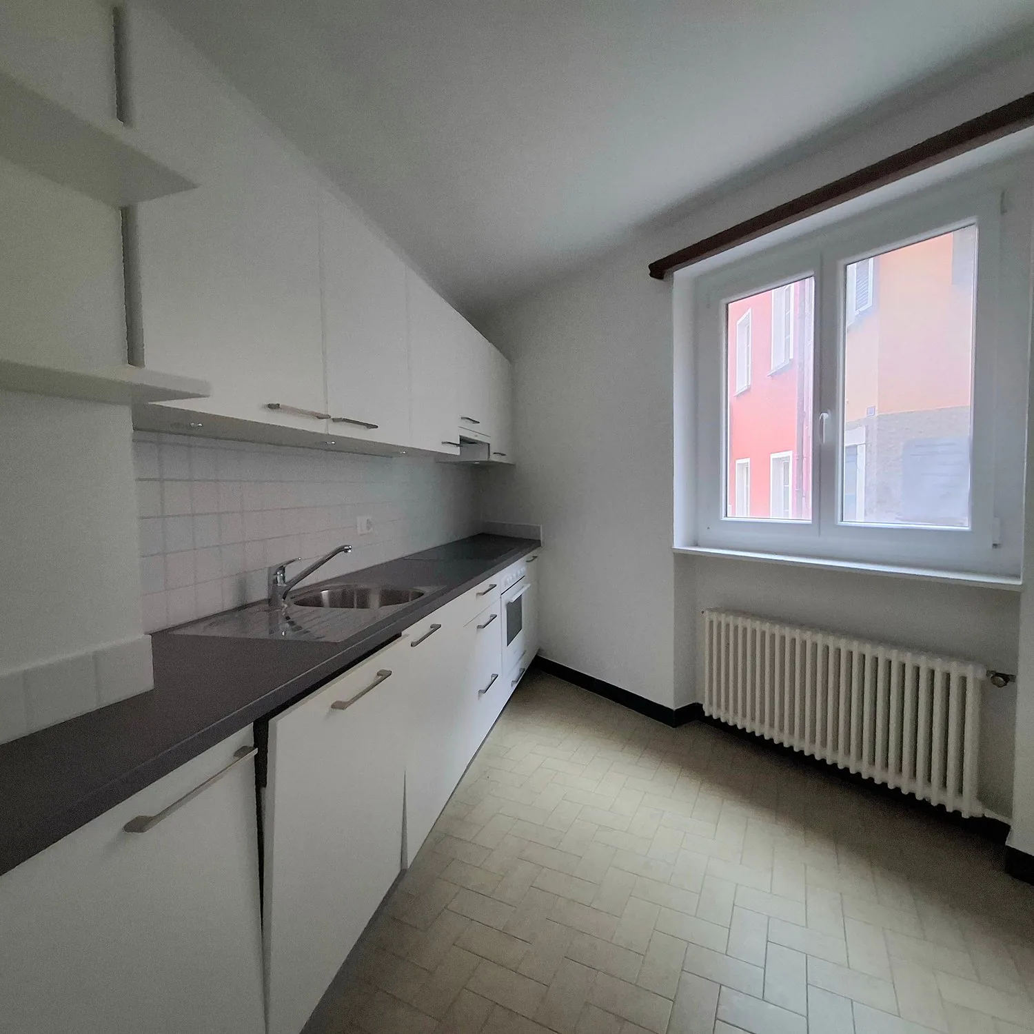 Ideale Wohnung für Familien und nahe der Schule TASIS