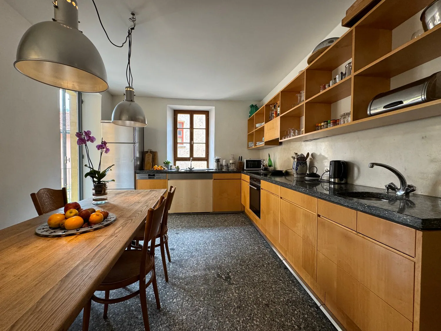 Exklusives 5.5-Zimmer-Apartment in historischem Gebäude in Lugano Carona