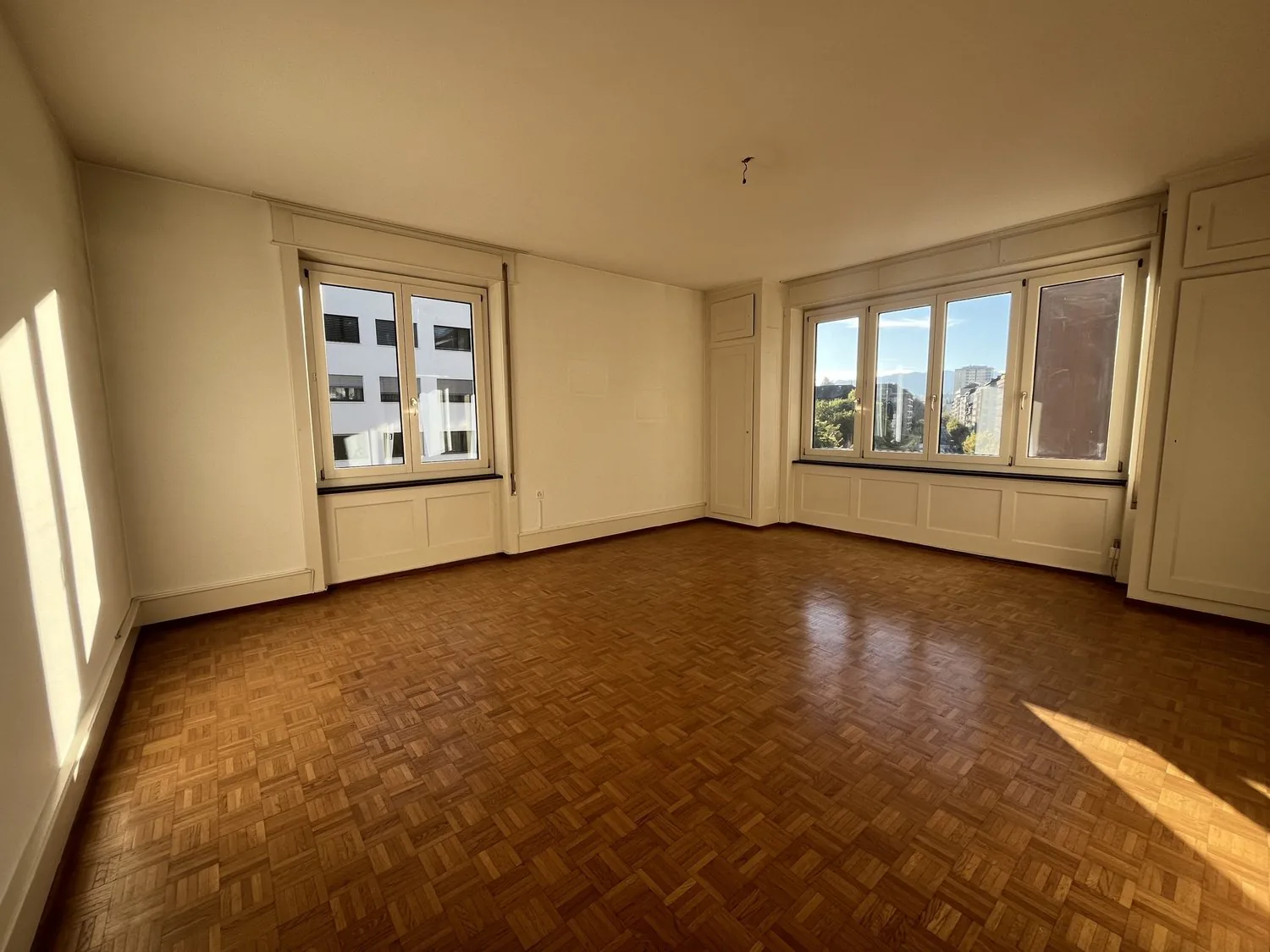 02259 - Gewerbefläche - BD PEROLLES 31 - FRIBOURG