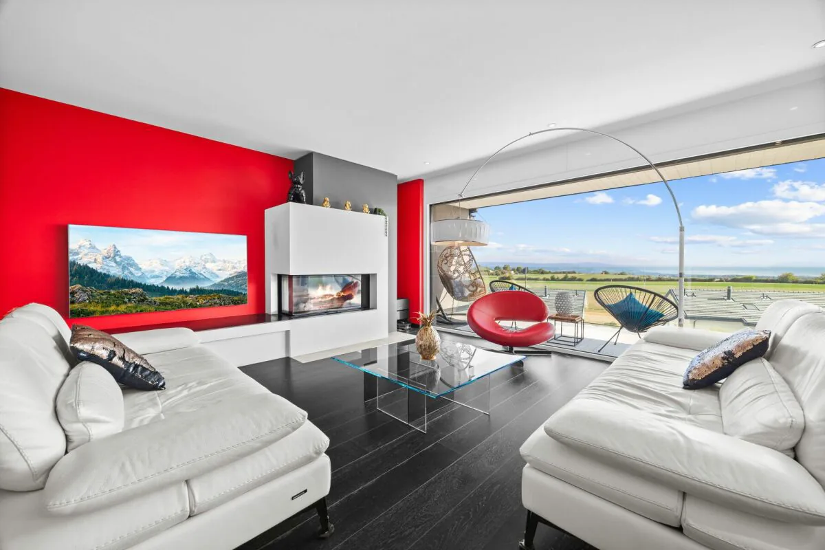Moderne Villa mit Panoramablick auf den Genfersee und die Alpen
