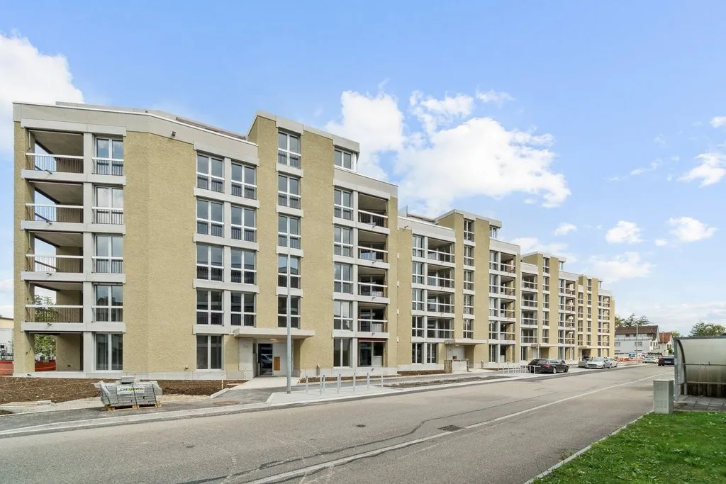 Attraktive Neubauwohnung an bester Lage direkt an der Glatt