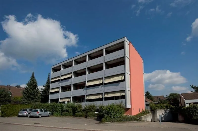 1- Zimmerwohnung möbliert in Kloten (nur für Einzelpersonen / individuals only)