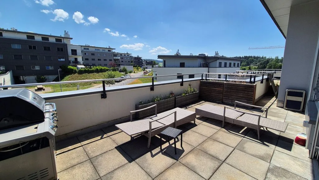 Prächtige Dachgeschosswohnung mit großer Terrasse