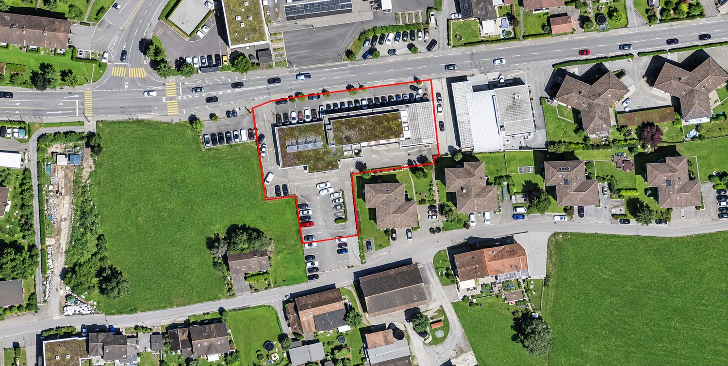 Terrain à bâtir attractif avec objet d'investissement au cœur de Jona-Rapperswil