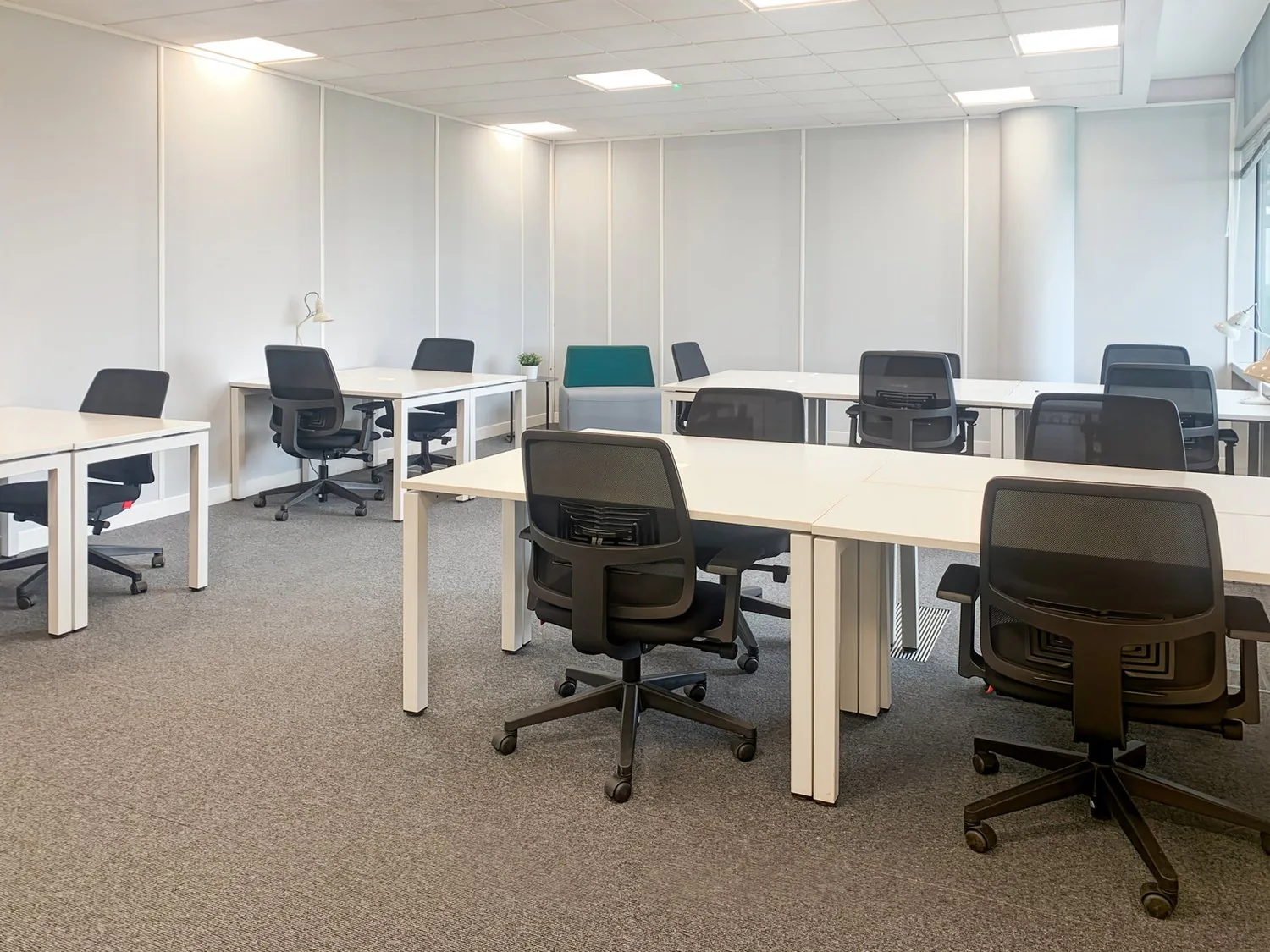 All-inclusive office for 20 people at Regus City Centre