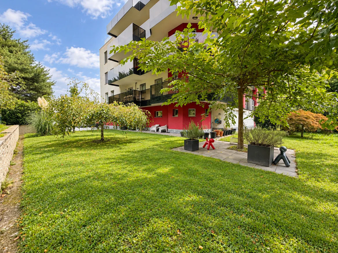 AUßERGEWÖHNLICHE 4.5-ZIMMER-WOHNUNG MIT UNABHÄNGIGEM STUDIO - BEGEHRTER STADTTEIL FUSION, MARTIGNY