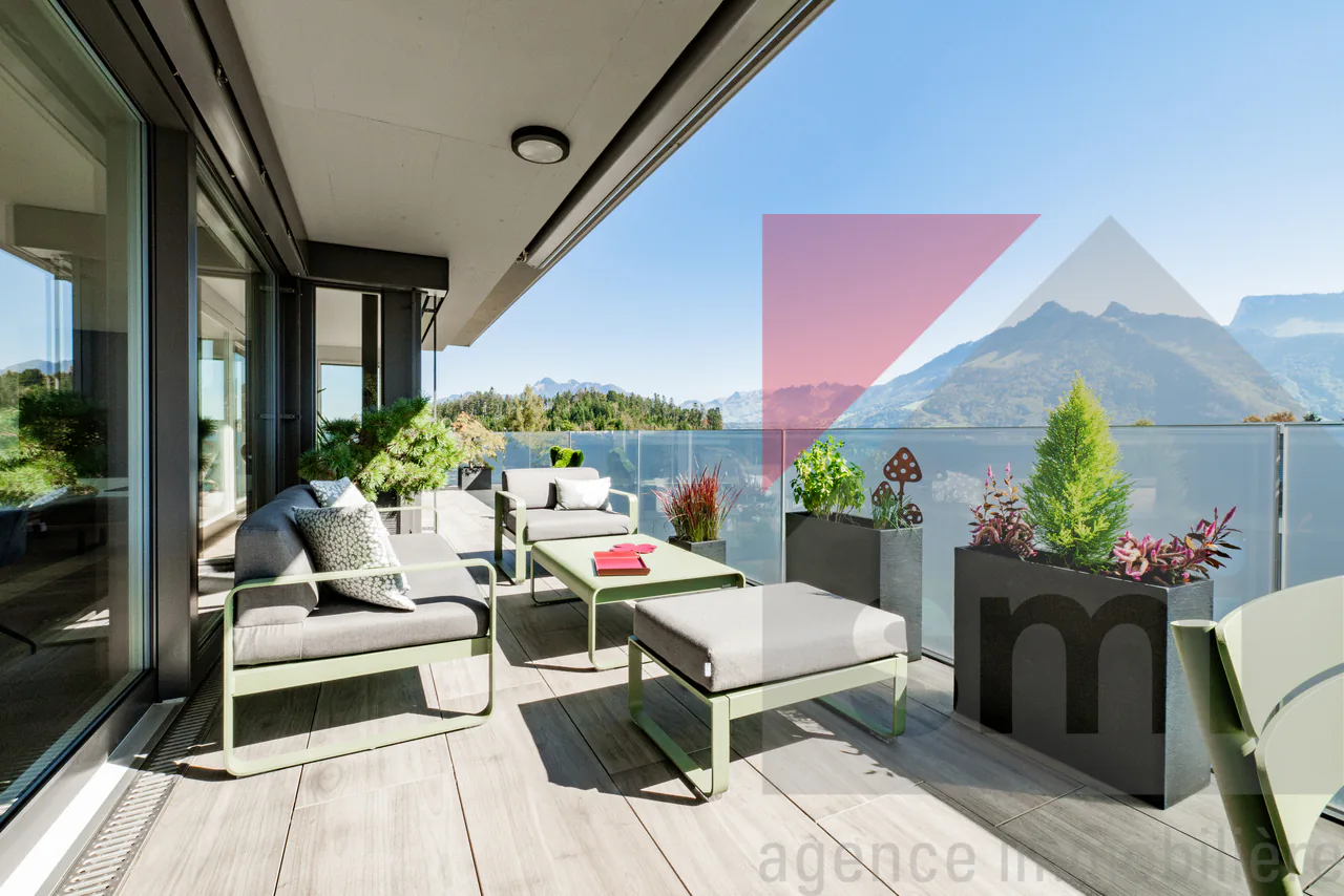 Superbe attique de 157m2 au Pâquier Terrasse de 75m2 - vue imprenable
