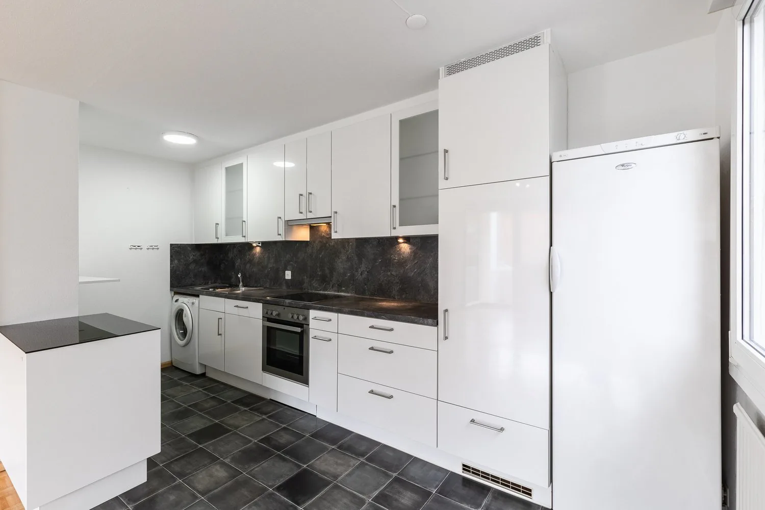 Bright 4-room apartment on the ground floor (HP) in Reinach BL – available immediately