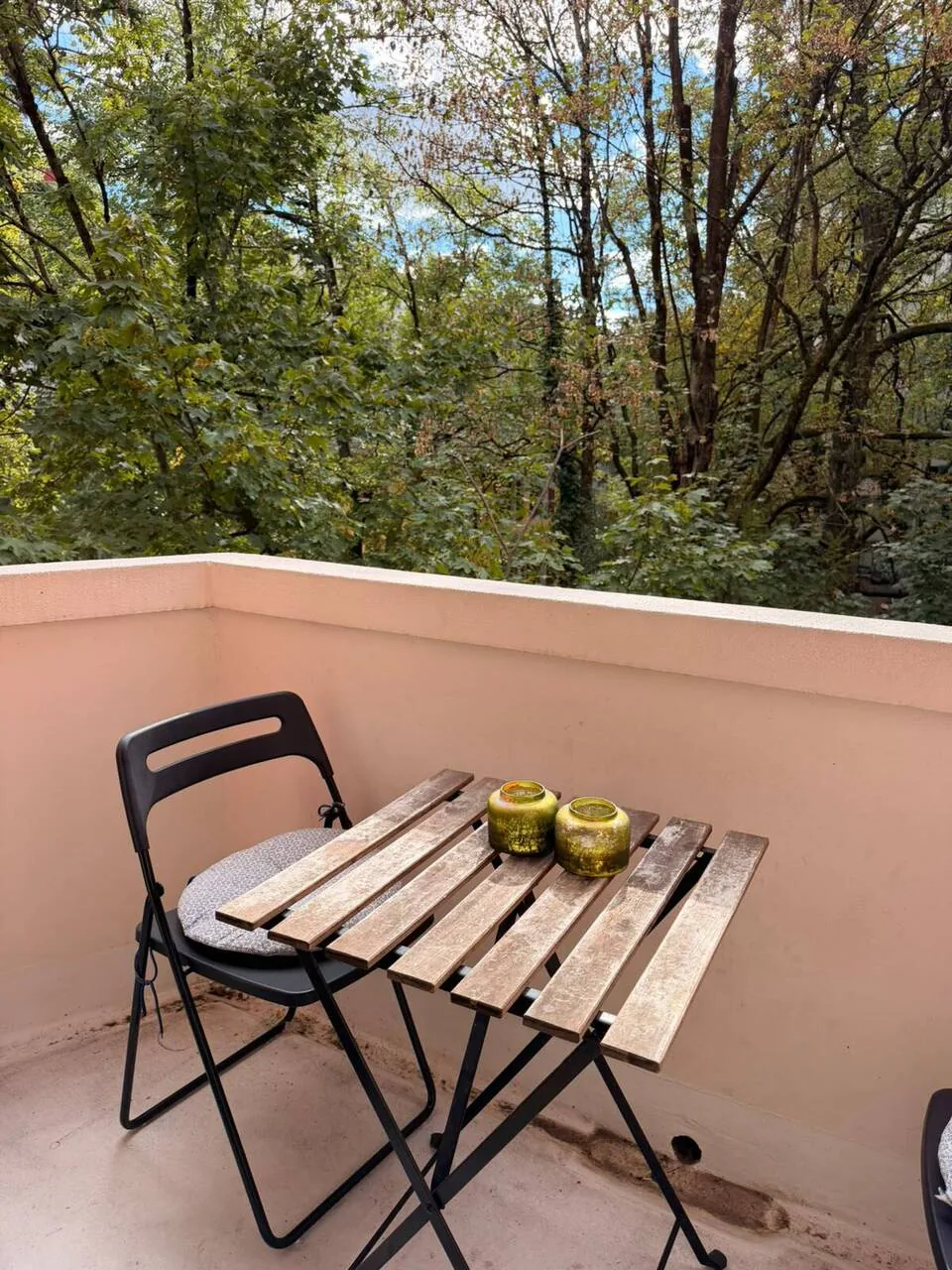 Schönes 4-Zimmer-Apartment im alten Stil im Zentrum von Genf