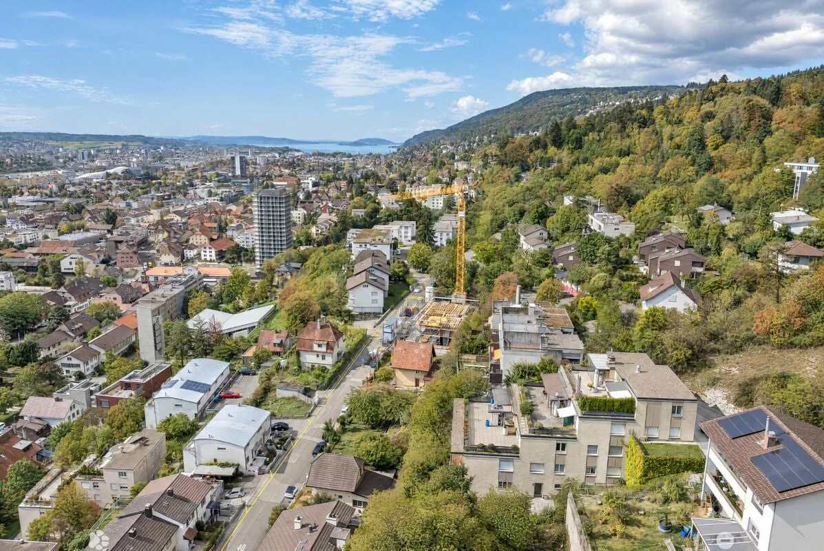 3.5 Zimmer Attika-Terrassenwohnung mit See- und Alpensicht