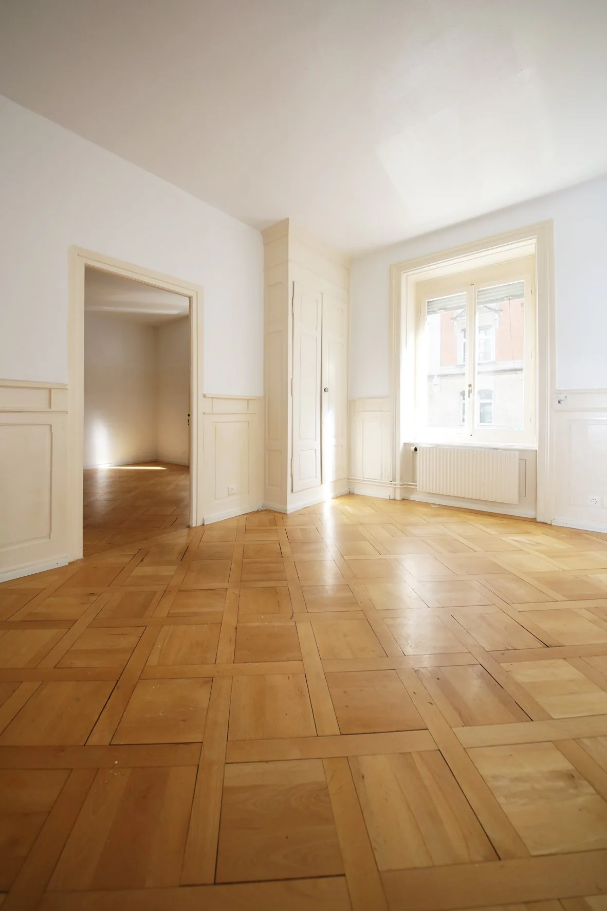 Affitto temporaneo - Appartamento in un edificio storico al 1° piano, migliore posizione nel quartiere 4