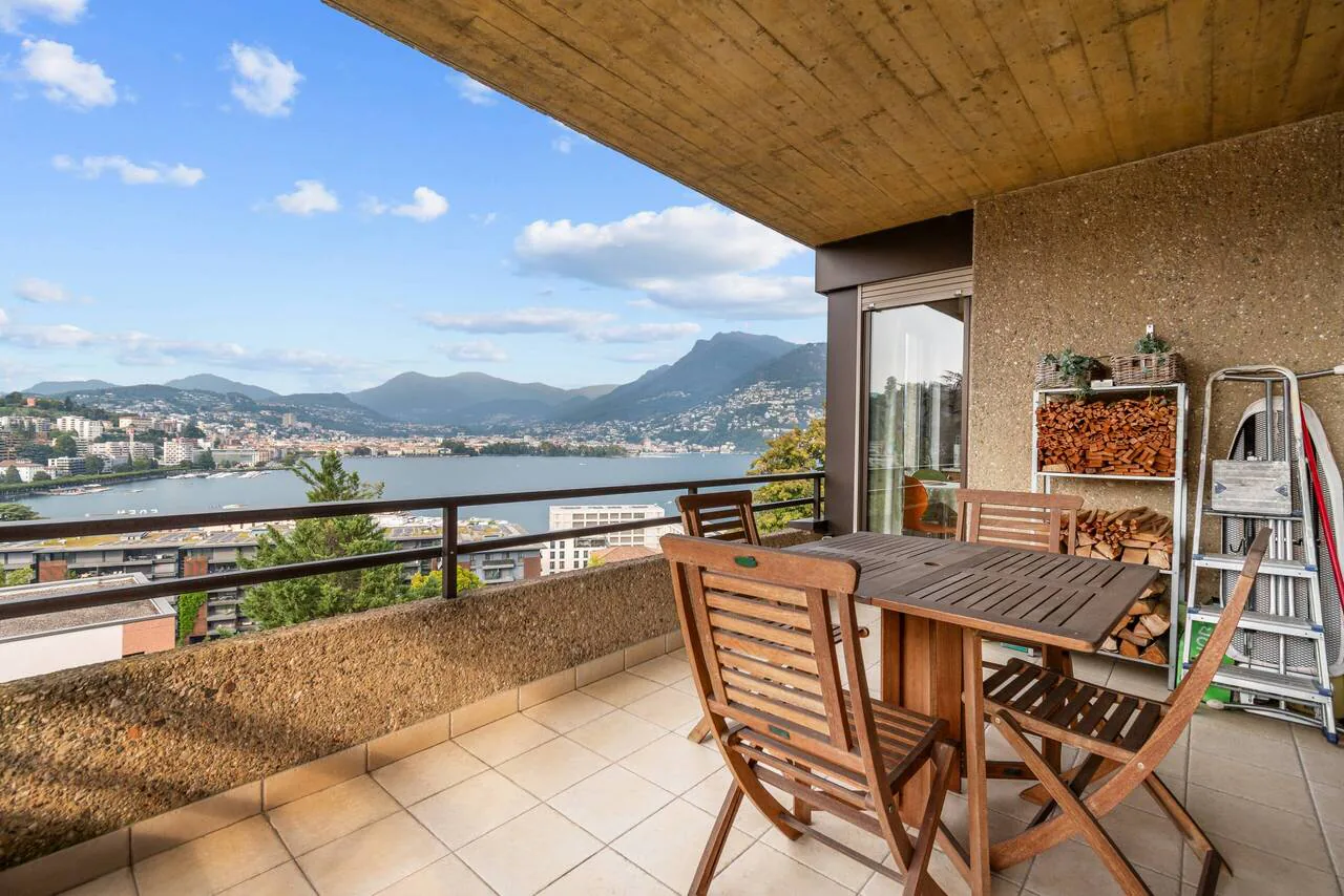 4.5 rooms with wonderful lake view