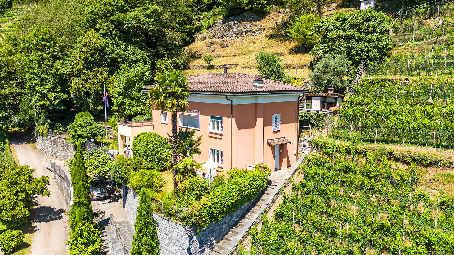 On Lake Maggiore, in Ticino, Holiday Home with Panoramic View