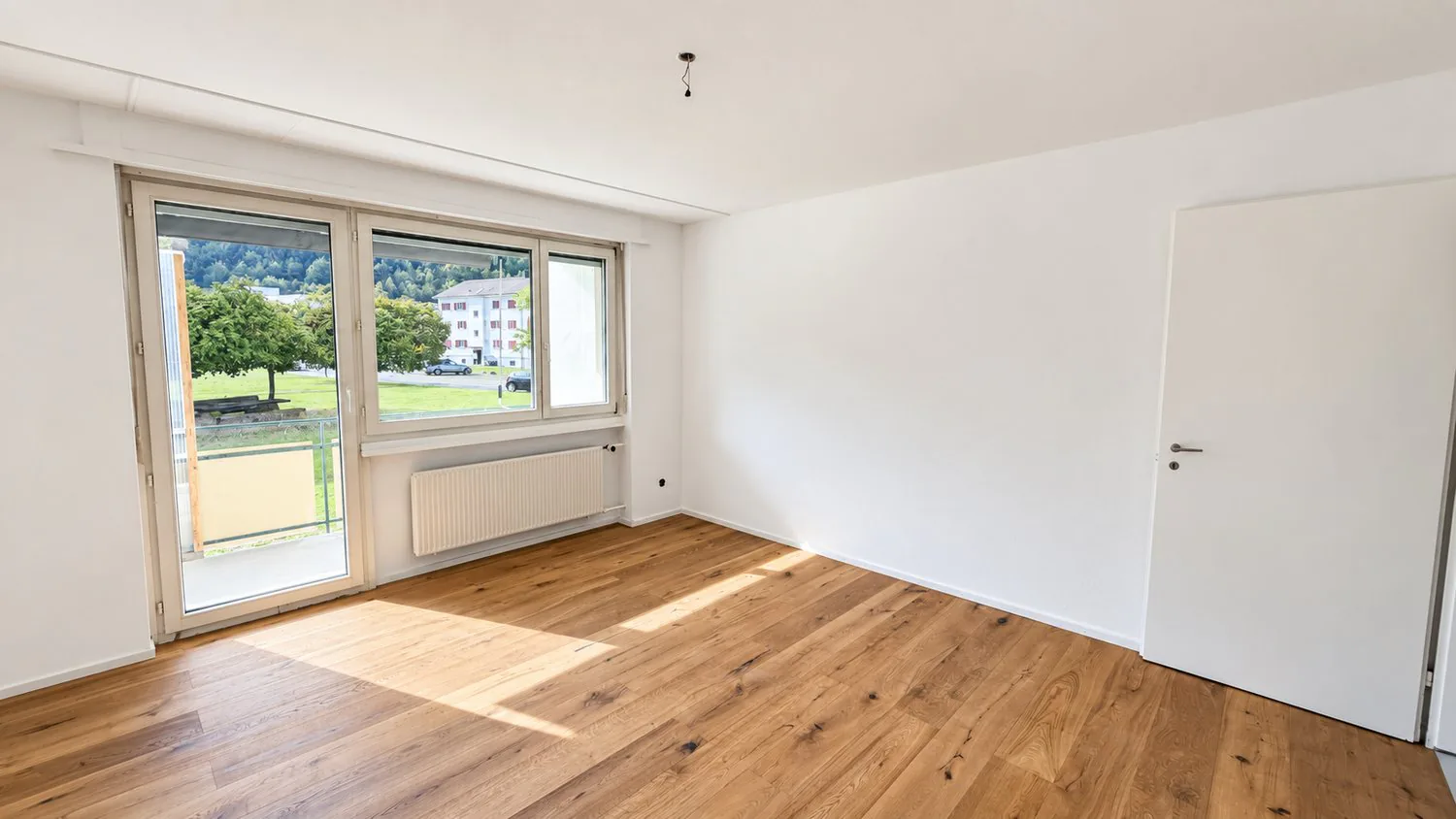 Renovated 4.5-room apartment in a quiet location in Balsthal