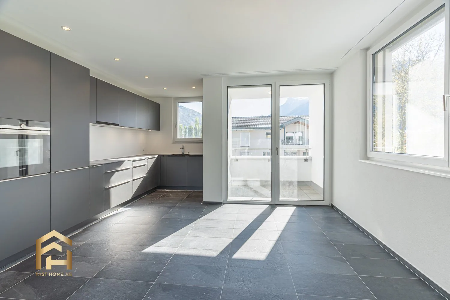 Top-Modern wohnen in Visp West: Neuwertige 4.5-ZWG