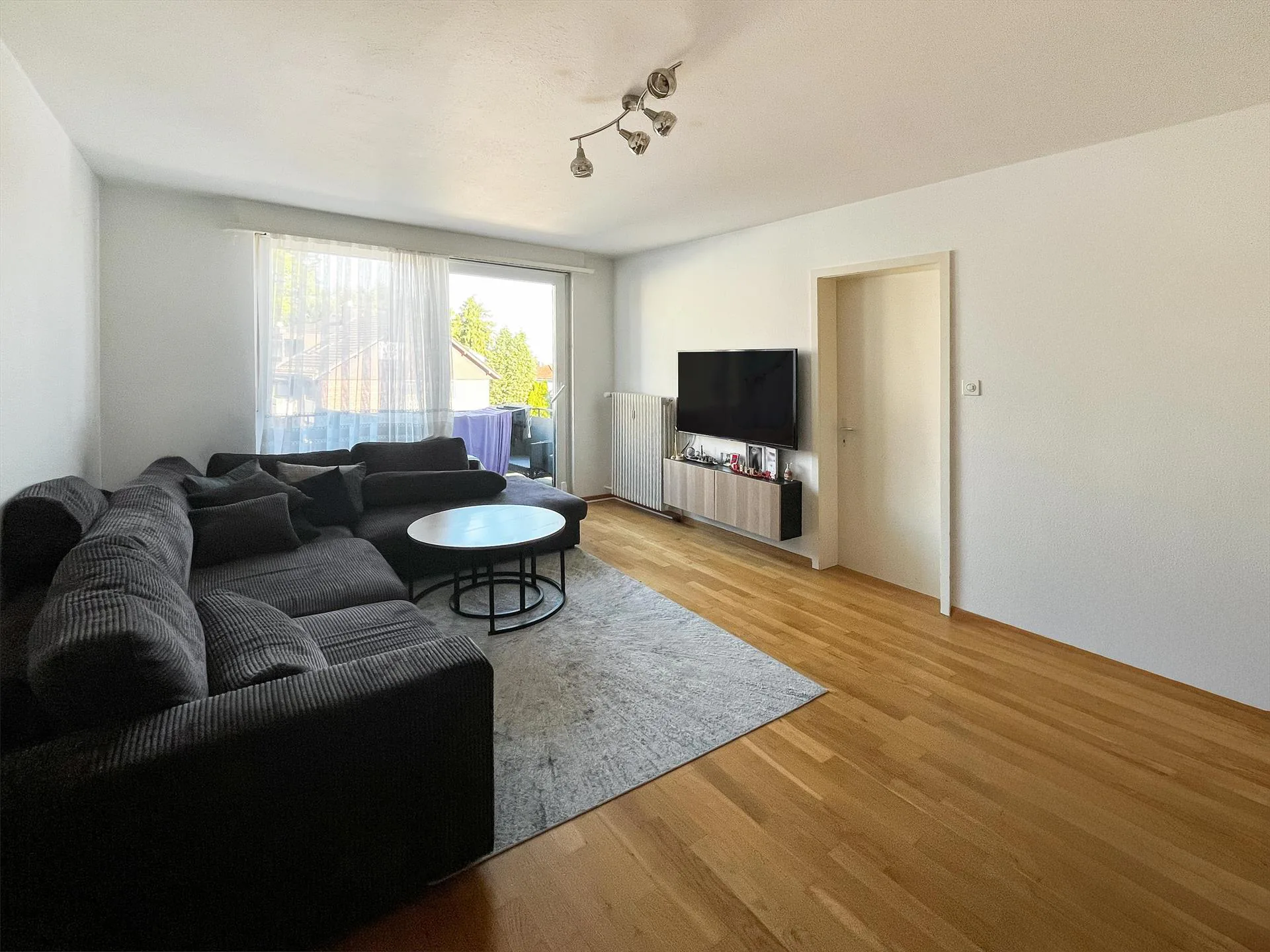 Appartamento di 3 locali ristrutturato con balcone