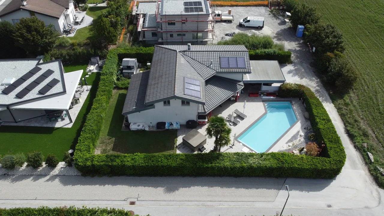 Contemporary villa with pool